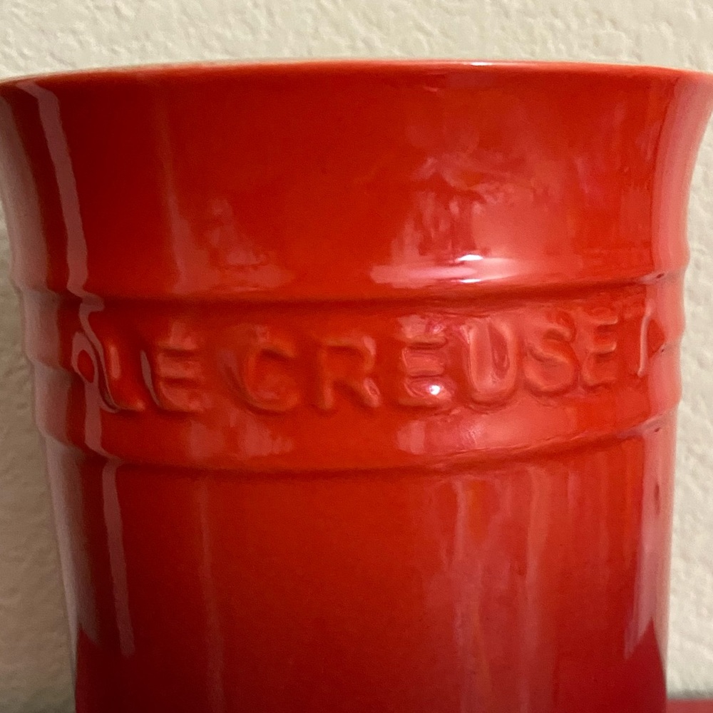 Le Creuset 1.1L Utensil Crock Cerise New - Picture 2 of 5